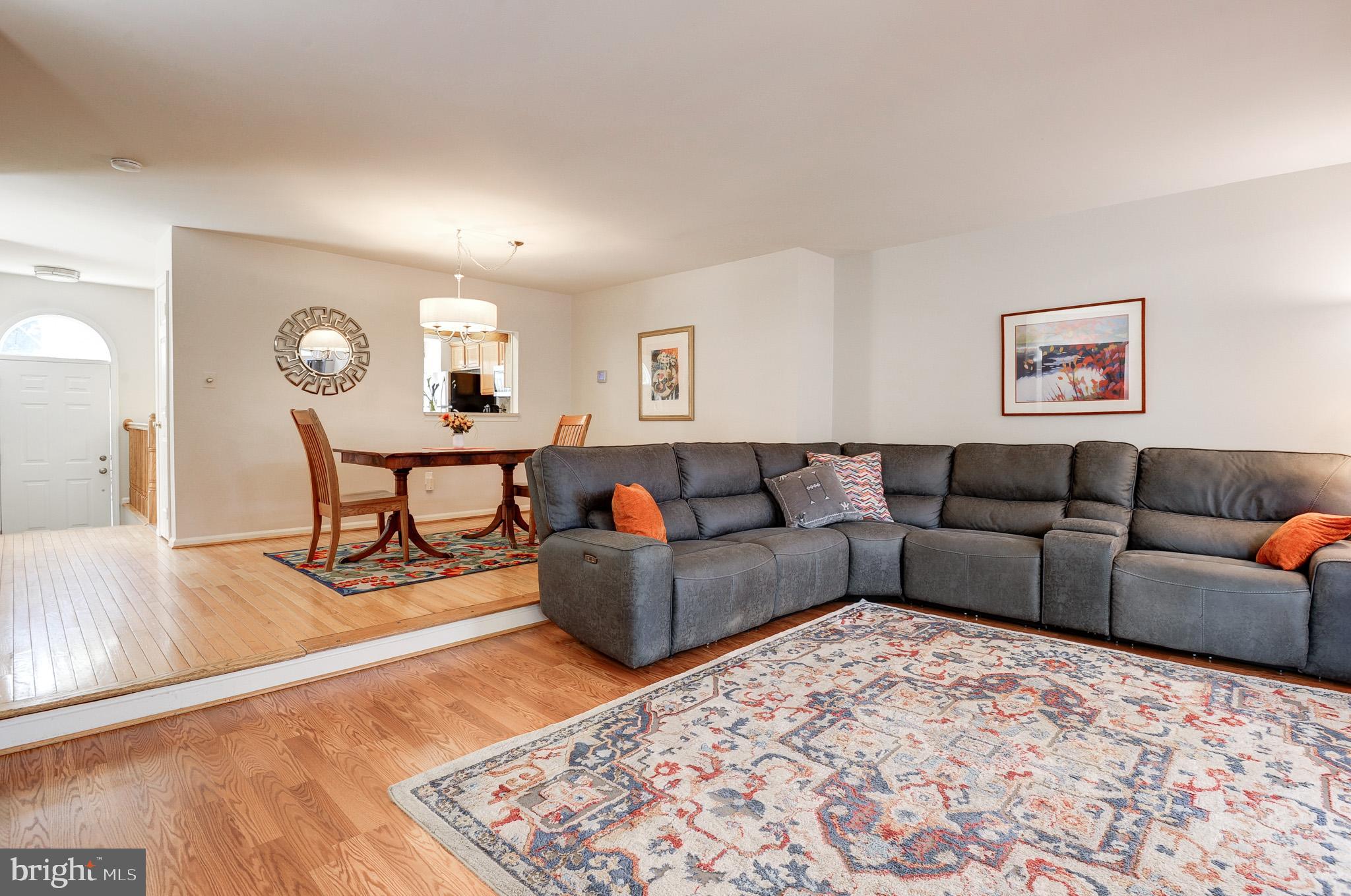 8632 BEECH HOLLOW LANE