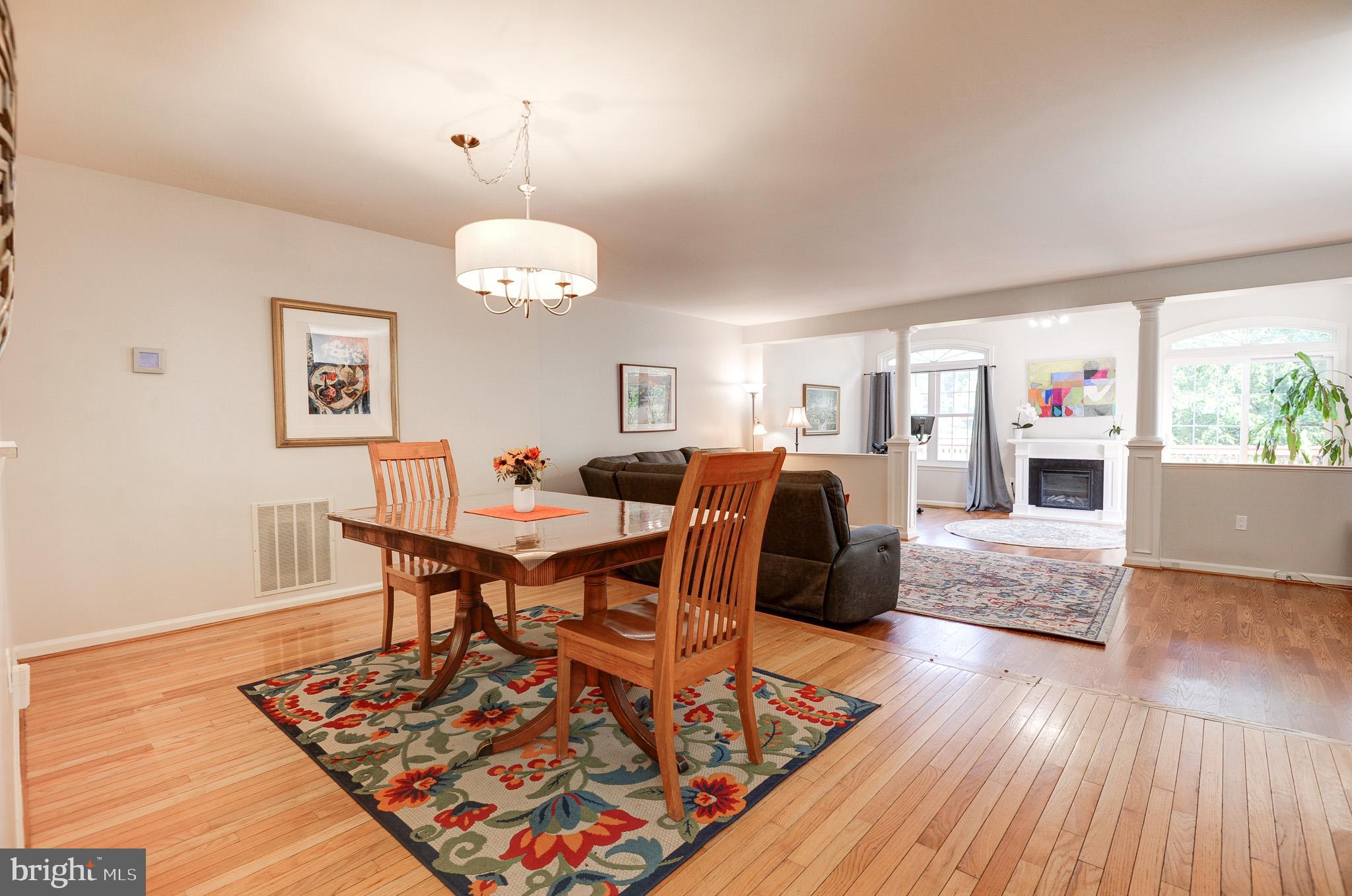 8632 BEECH HOLLOW LANE