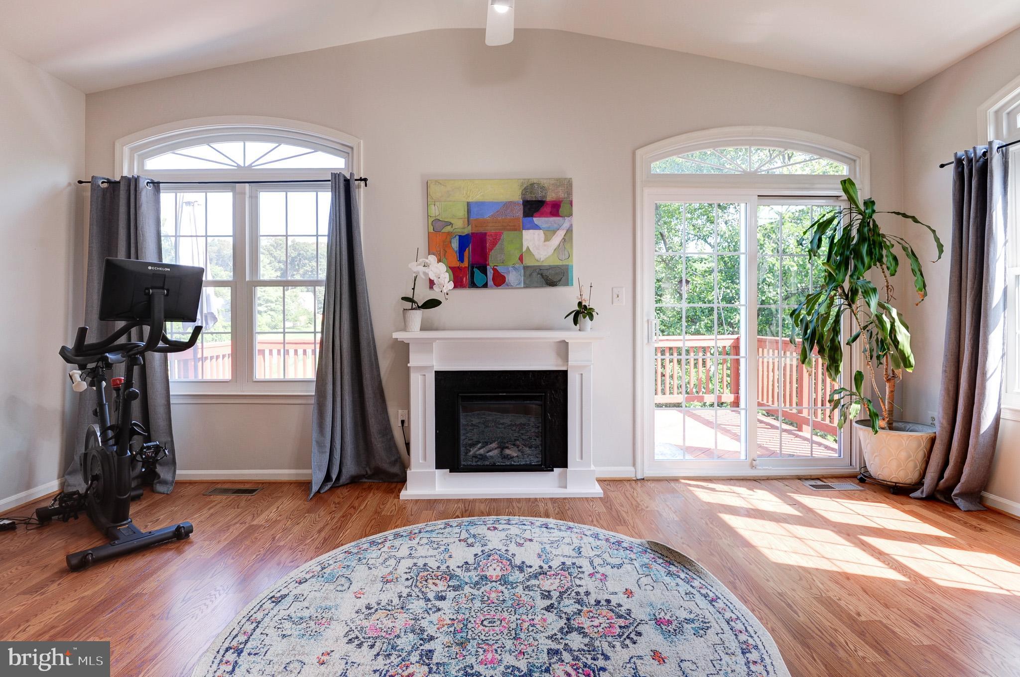 8632 BEECH HOLLOW LANE