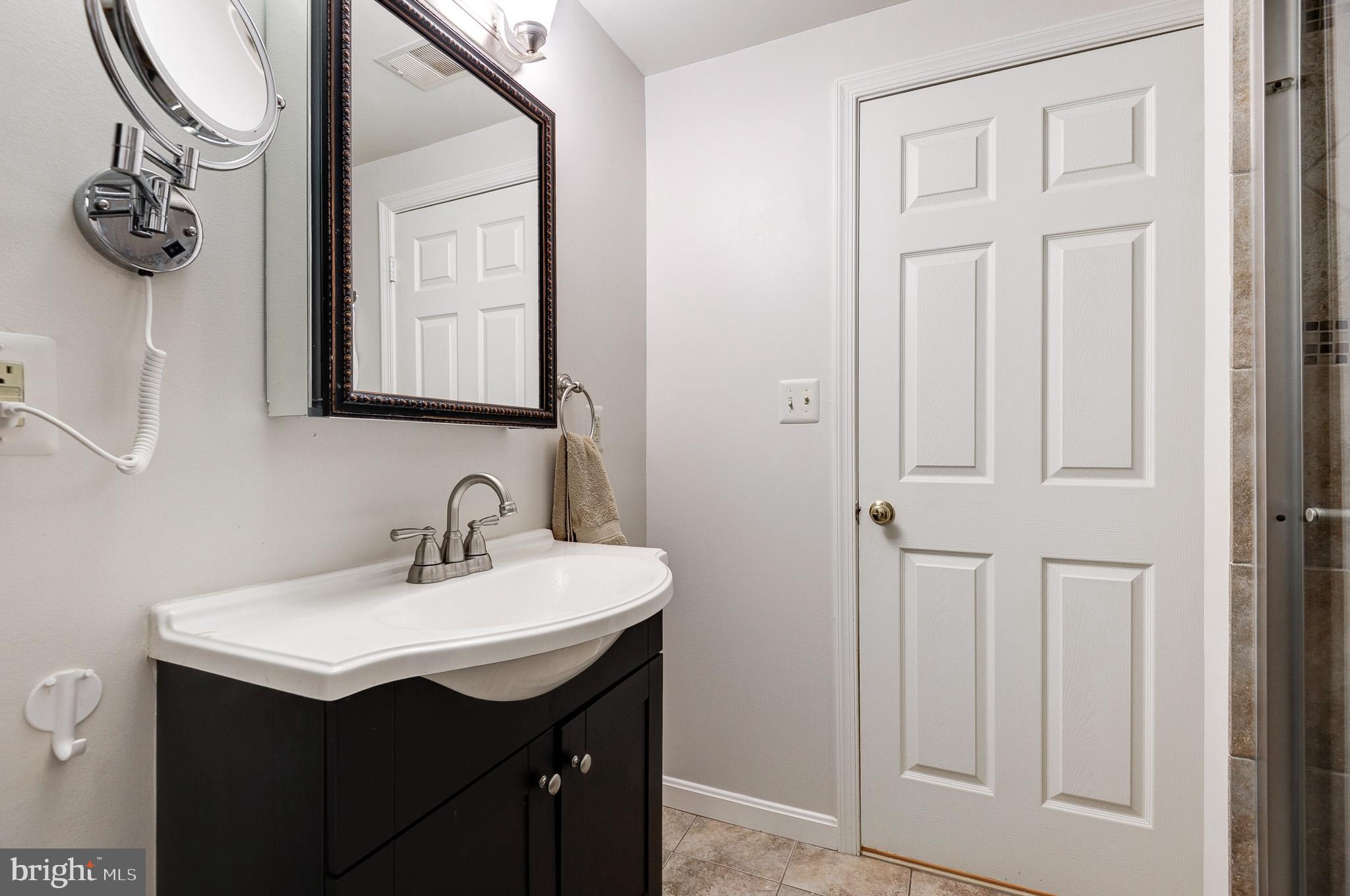 8632 BEECH HOLLOW LANE