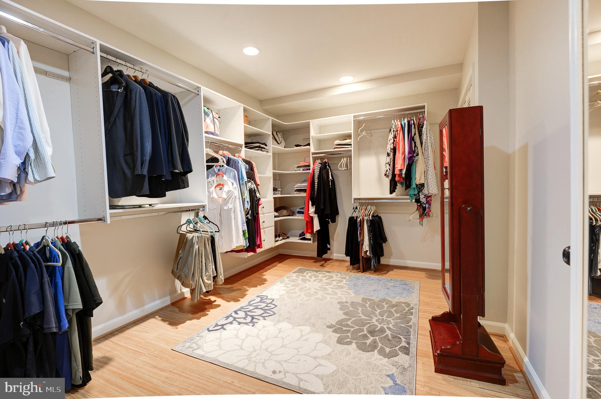 8632 BEECH HOLLOW LANE