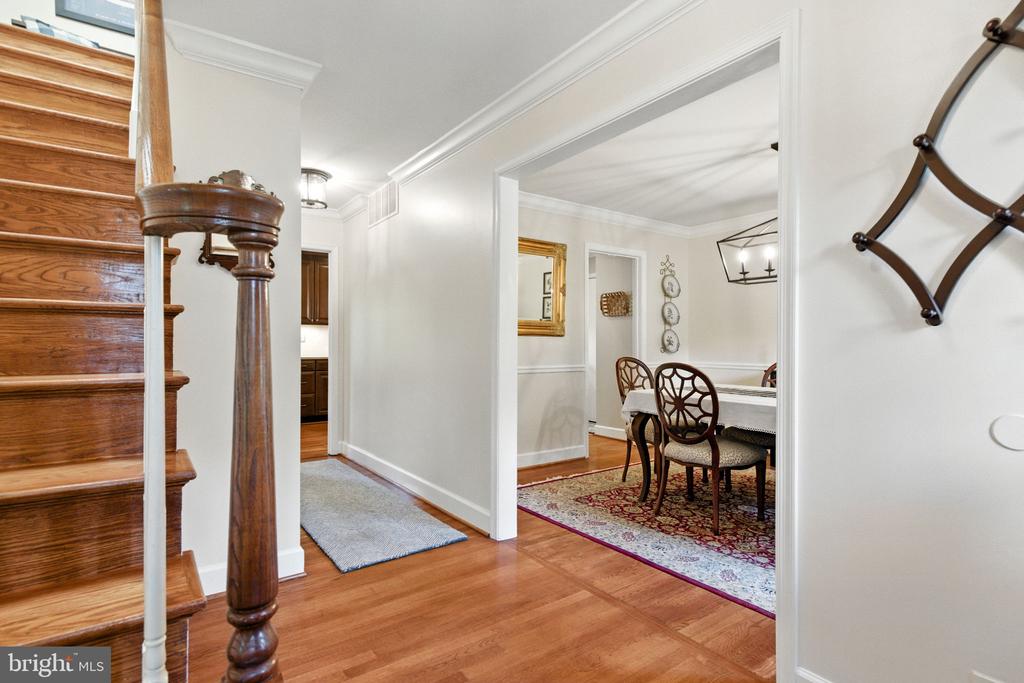 8323 EPINARD COURT