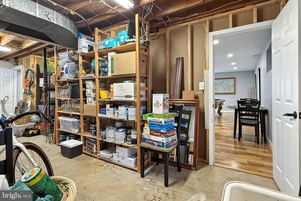 8323 EPINARD COURT