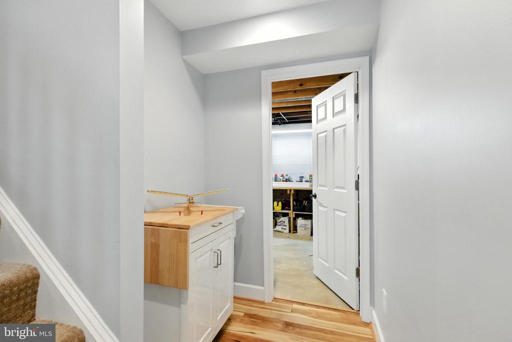 8323 EPINARD COURT