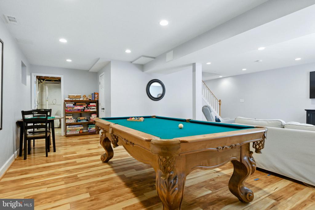 8323 EPINARD COURT