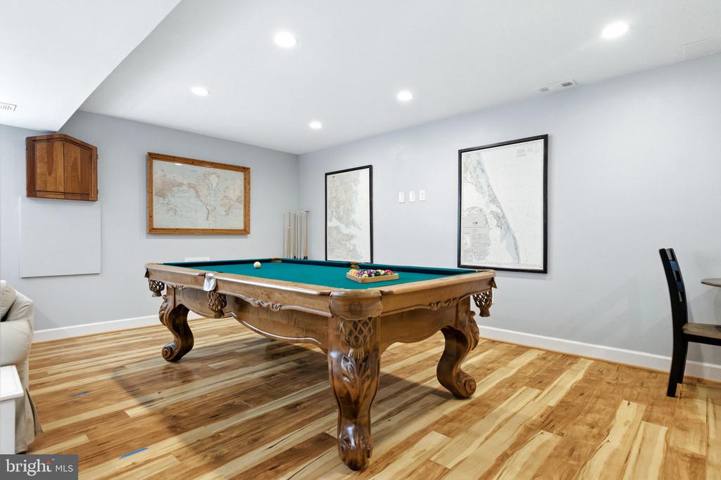 8323 EPINARD COURT