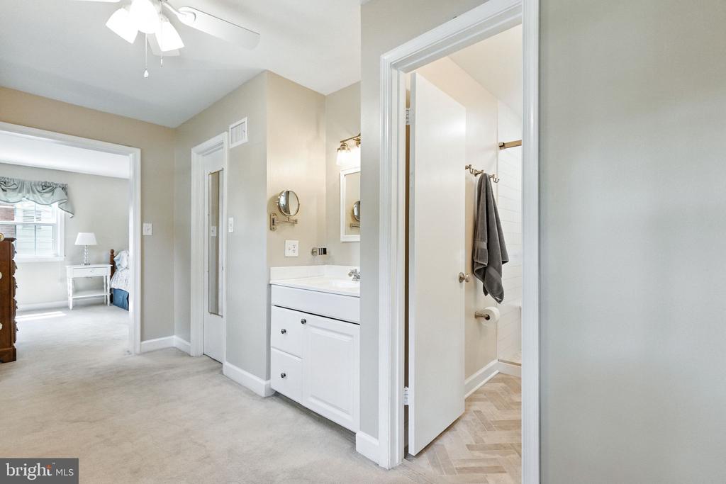 8323 EPINARD COURT