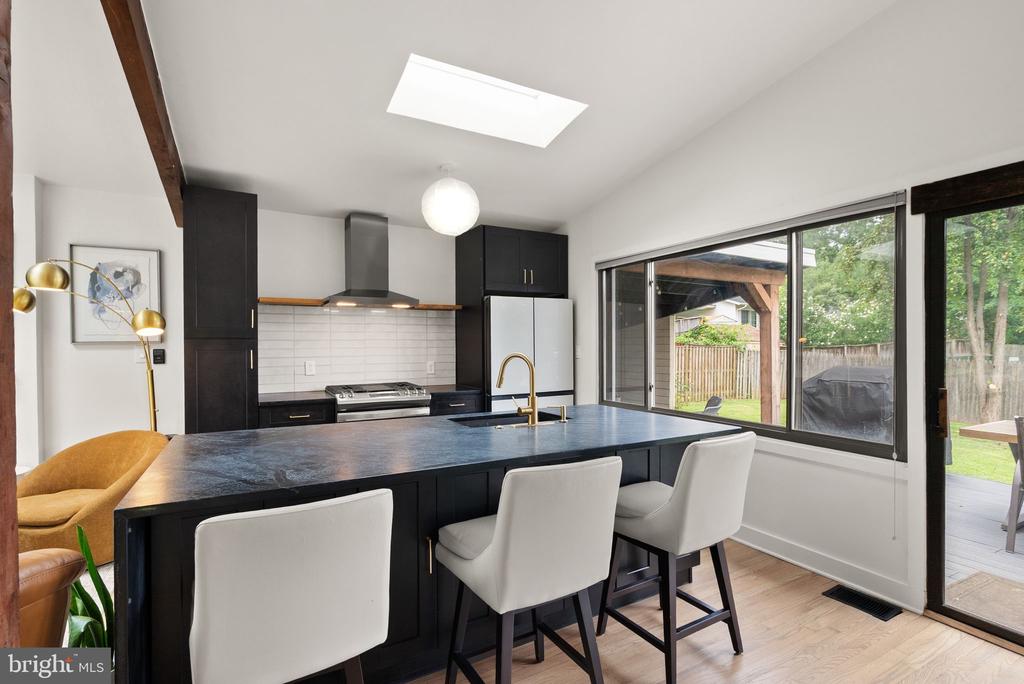 4208 JAVINS DRIVE