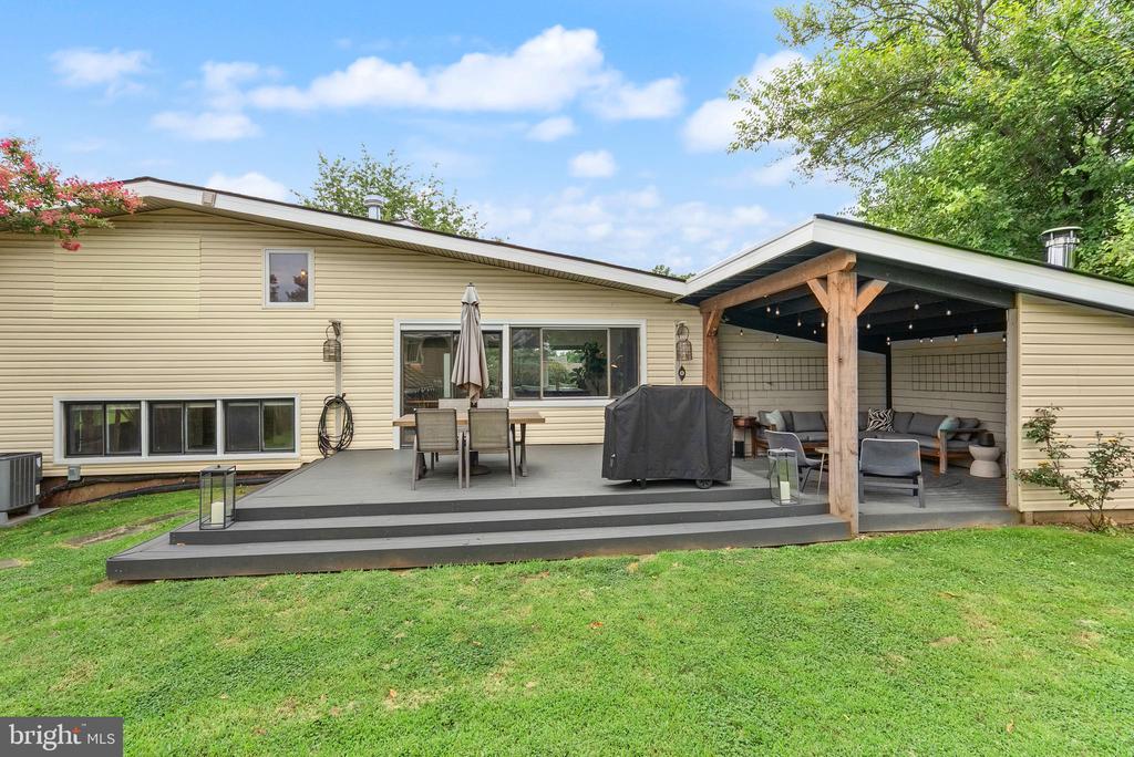 4208 JAVINS DRIVE