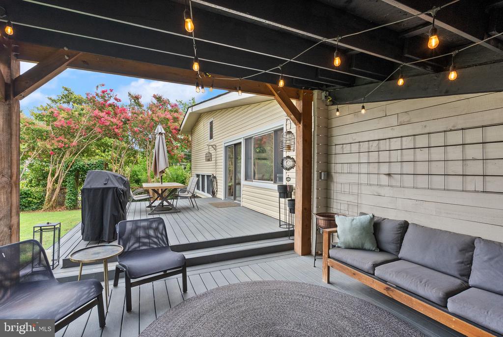 4208 JAVINS DRIVE