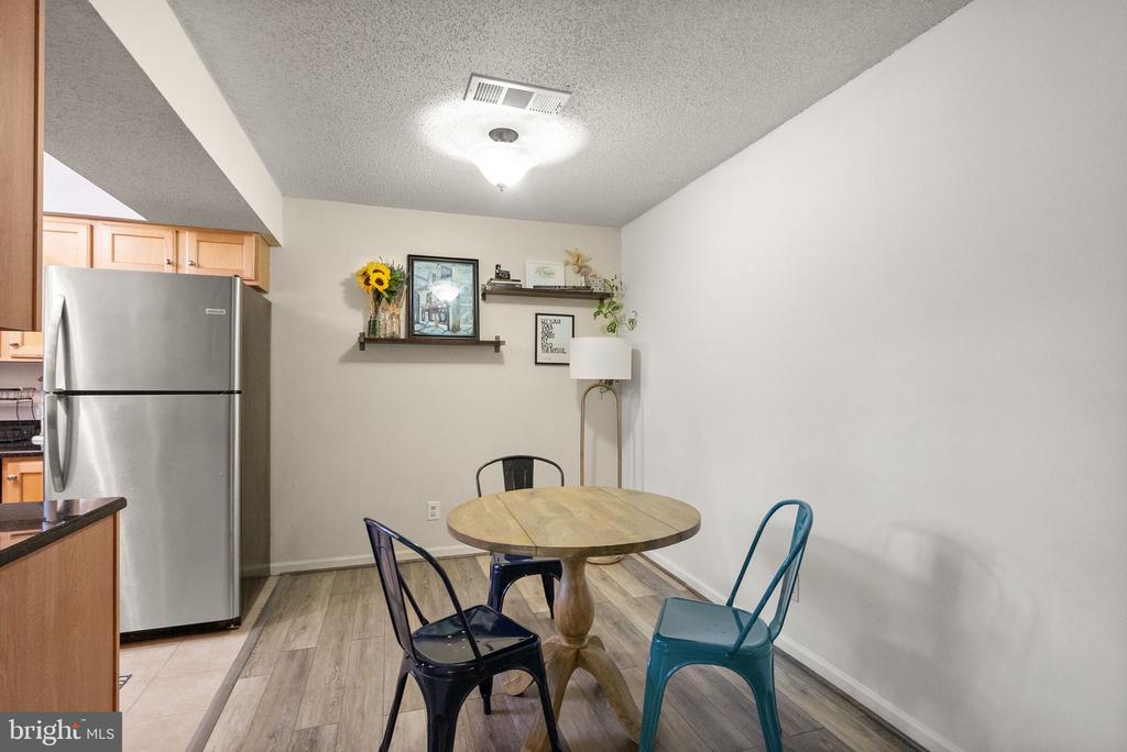 12116 GREENWAY COURT 202