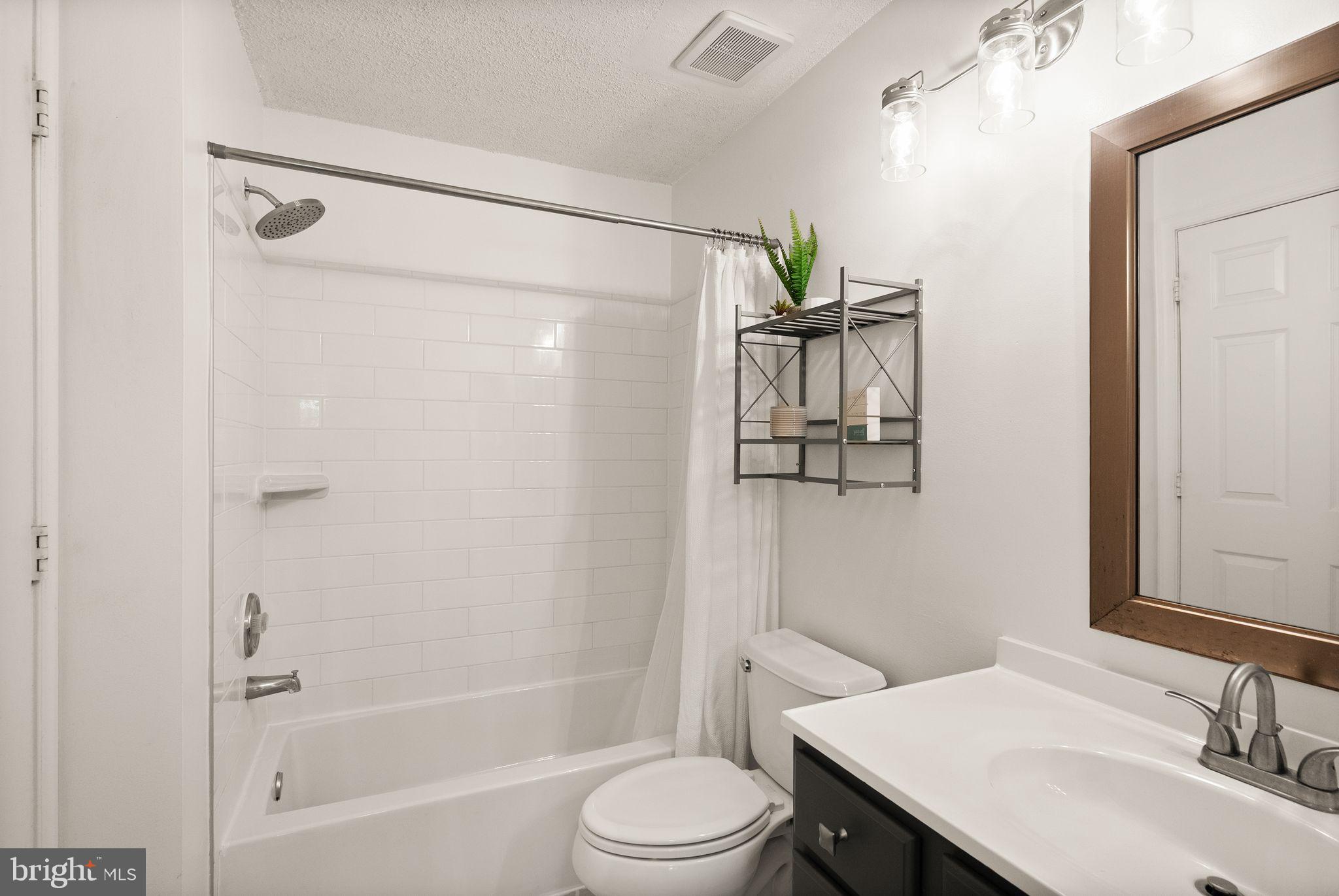 12116 GREENWAY COURT 202