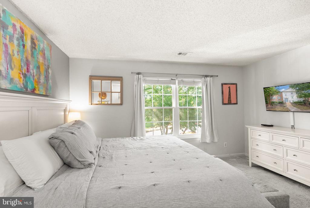 12116 GREENWAY COURT 202