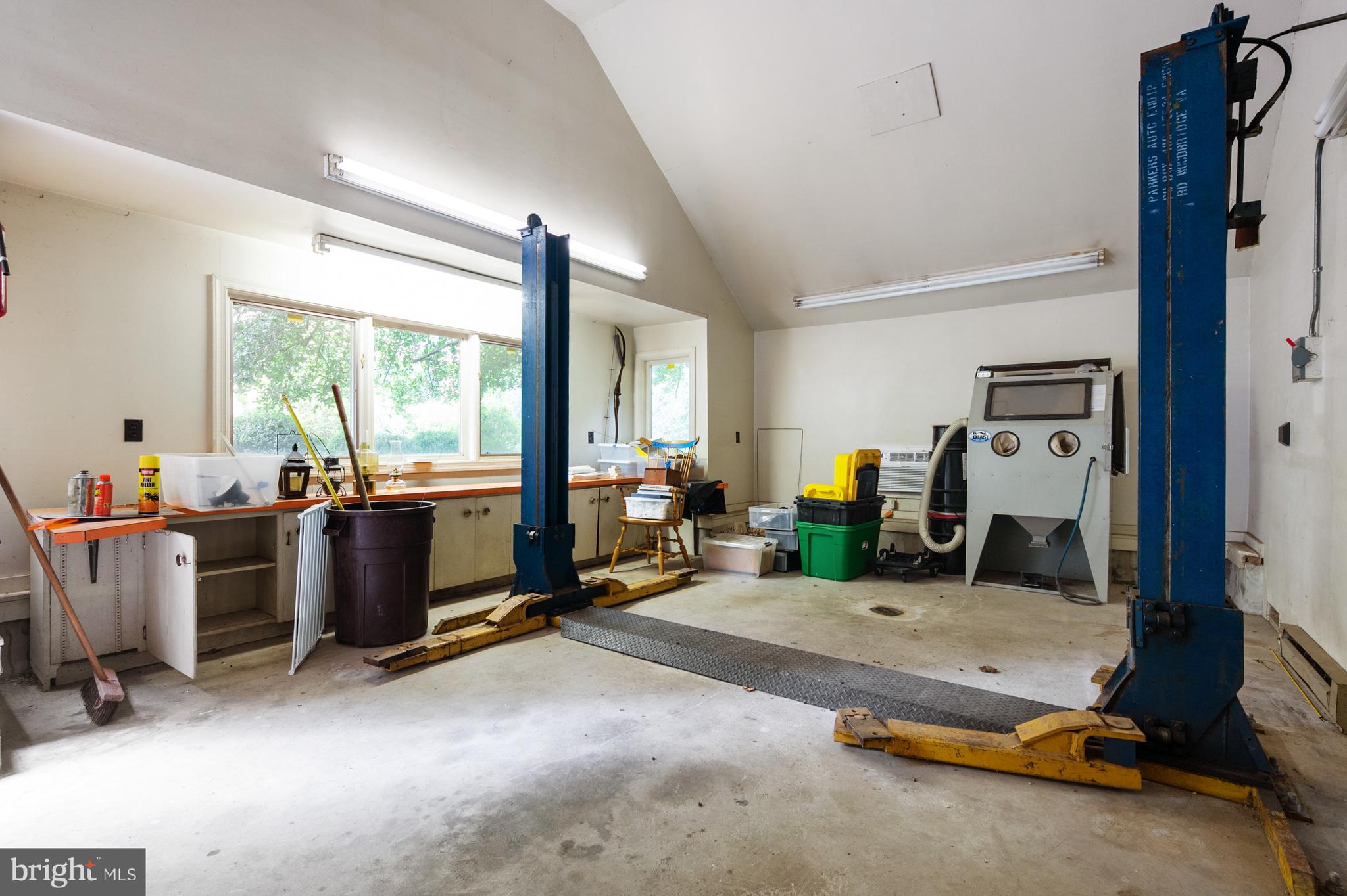 824 ARCTURUS ON THE POTOMAC