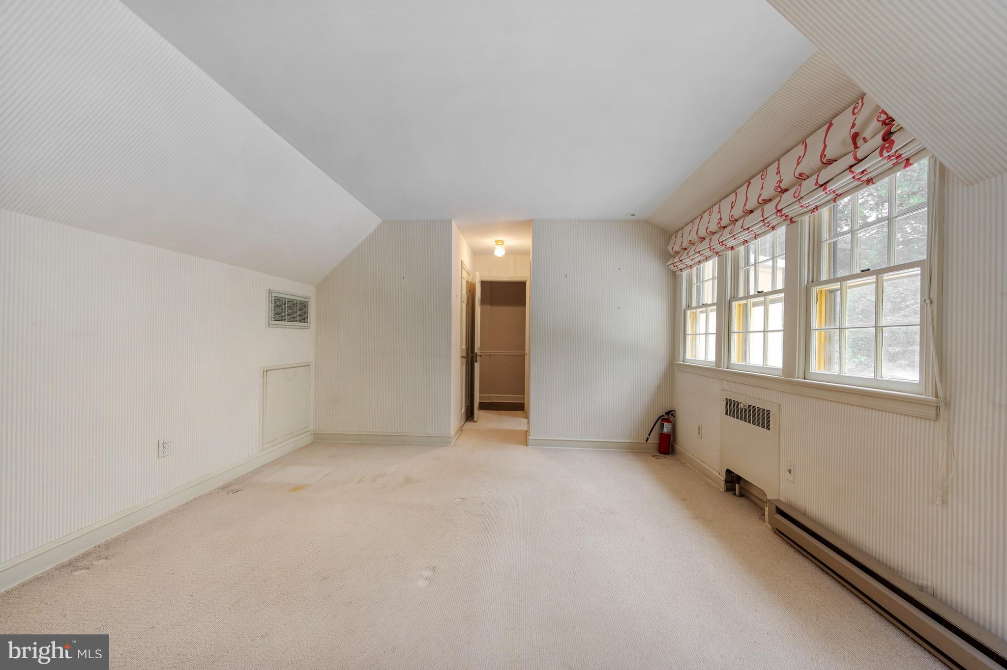 824 ARCTURUS ON THE POTOMAC