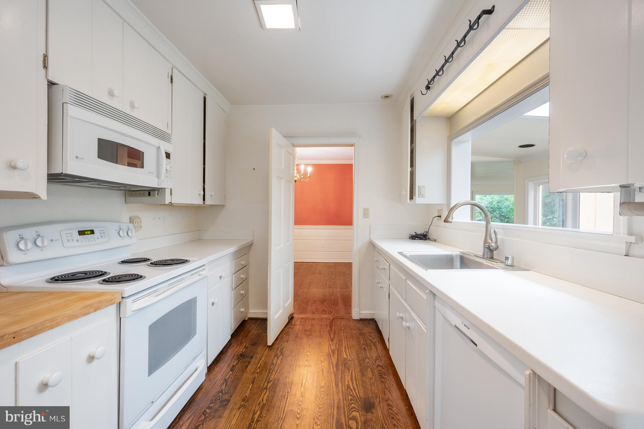 824 ARCTURUS ON THE POTOMAC