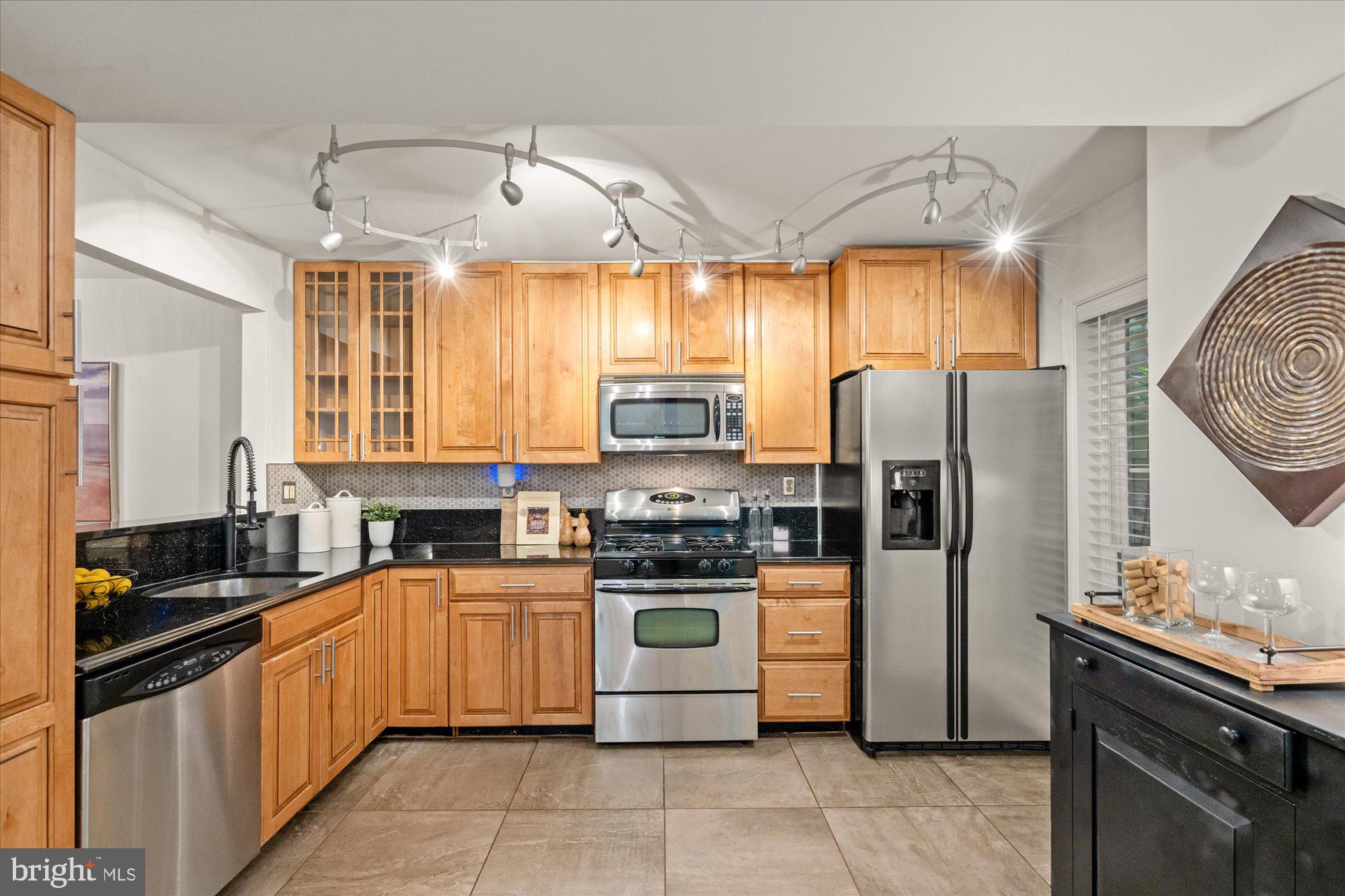 7765 WILLOW POINT DRIVE 7765