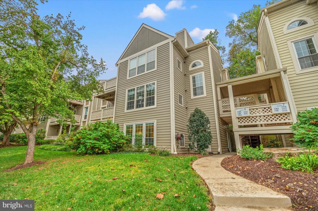 7765 WILLOW POINT DRIVE 7765