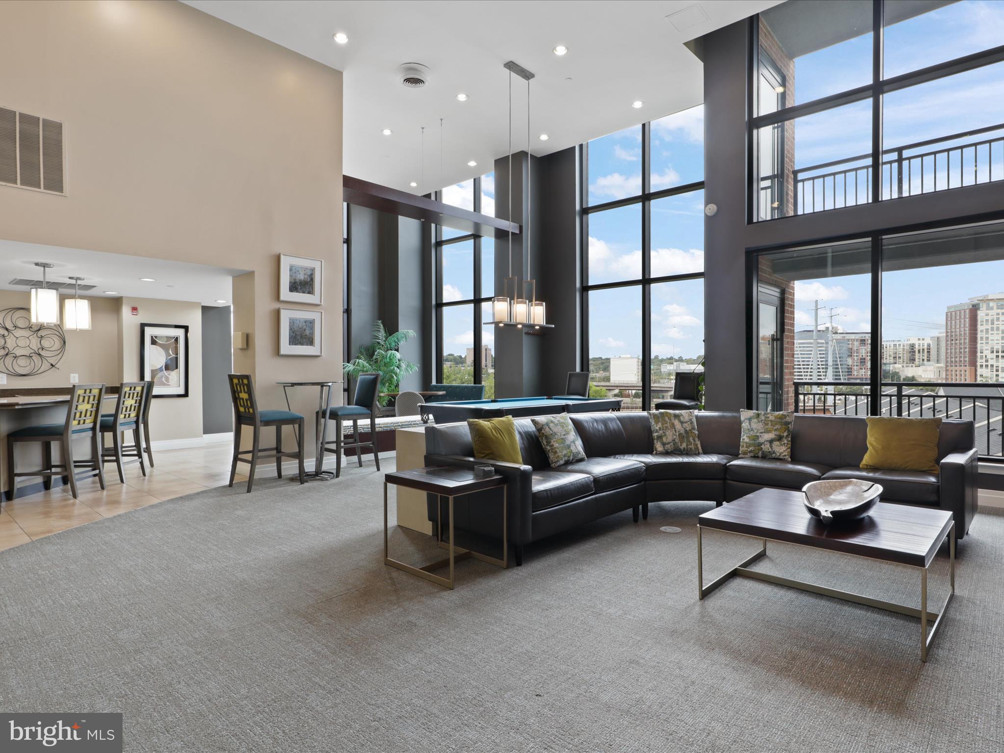 2451 MIDTOWN AVENUE 921