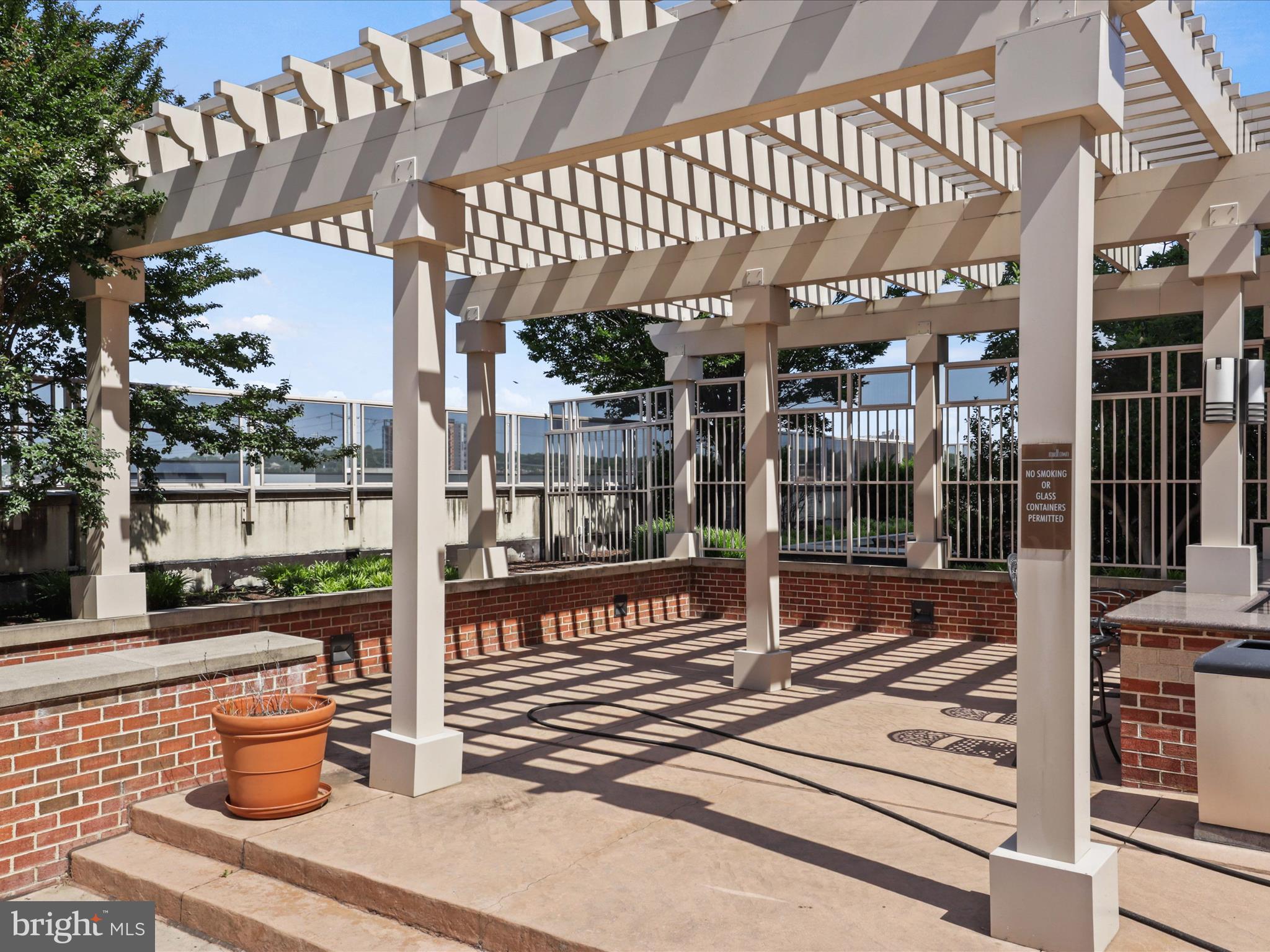 2451 MIDTOWN AVENUE 921