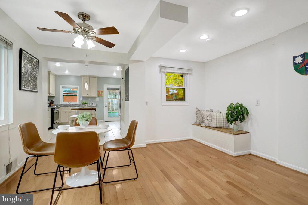 6828 KENYON DRIVE