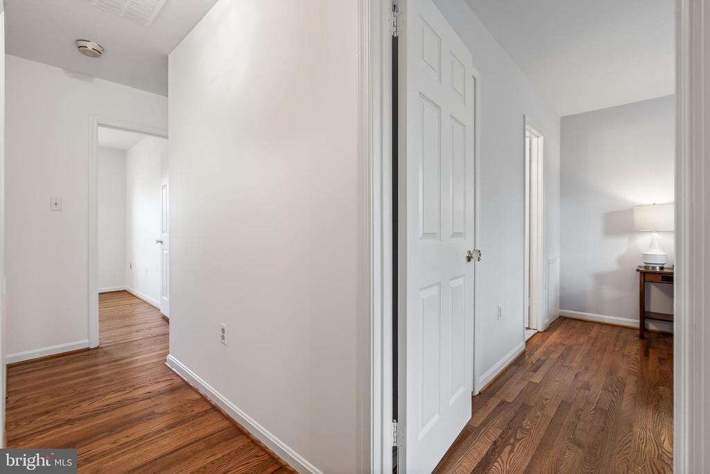 5264 BRADGEN COURT