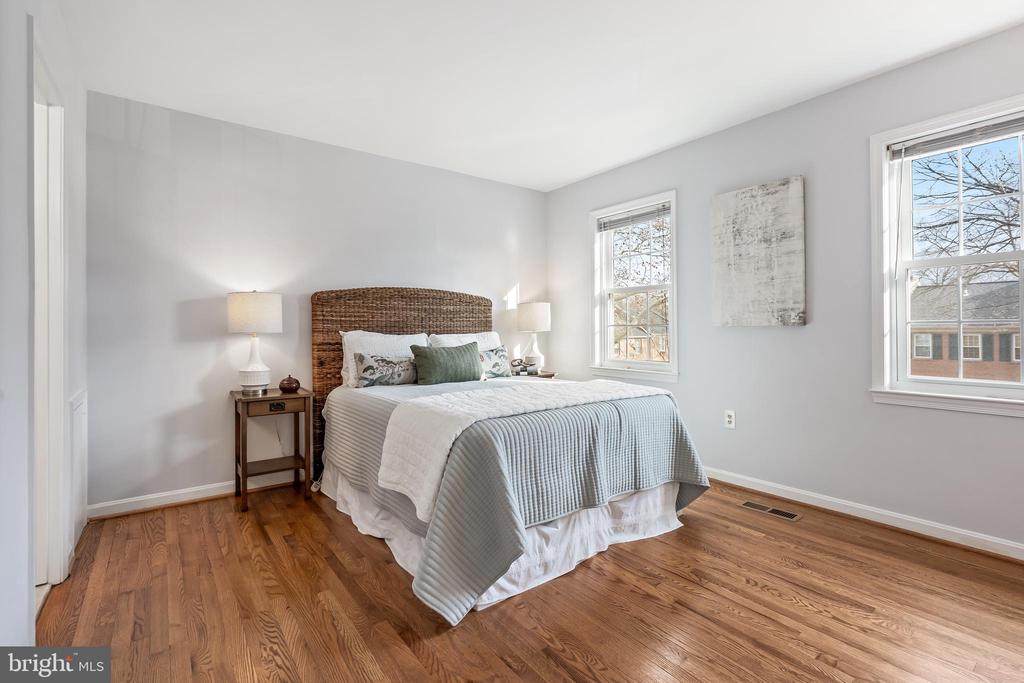 5264 BRADGEN COURT