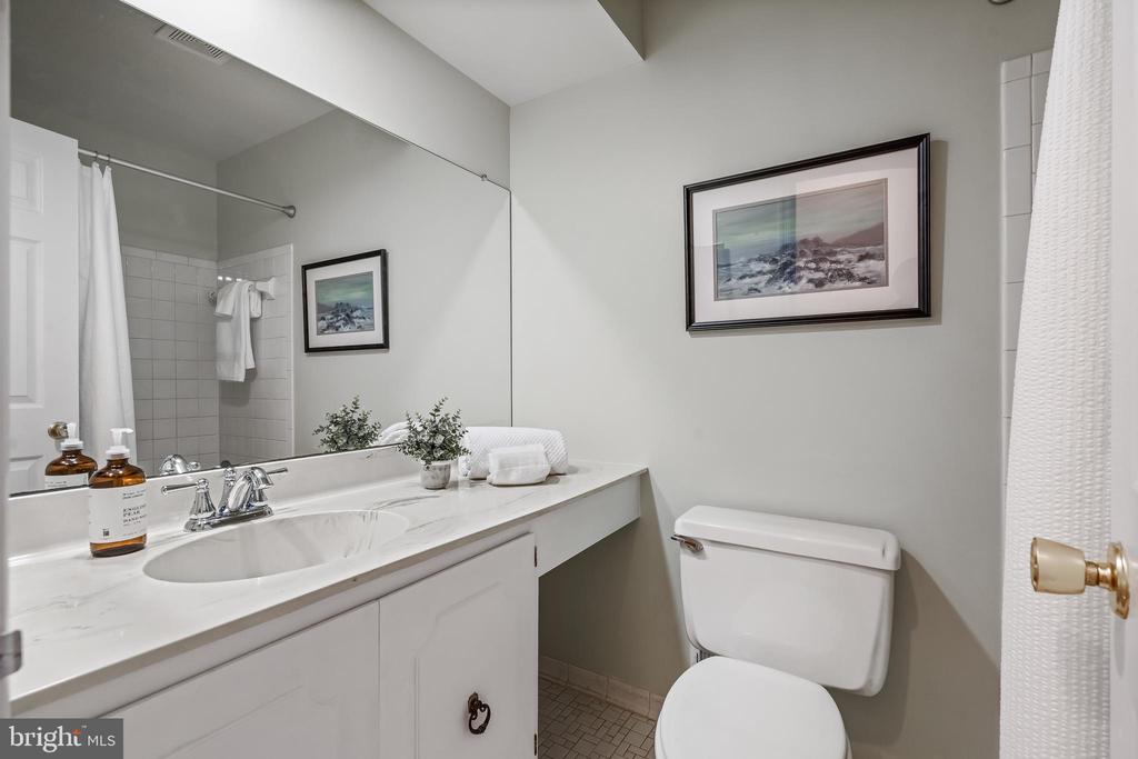 5264 BRADGEN COURT