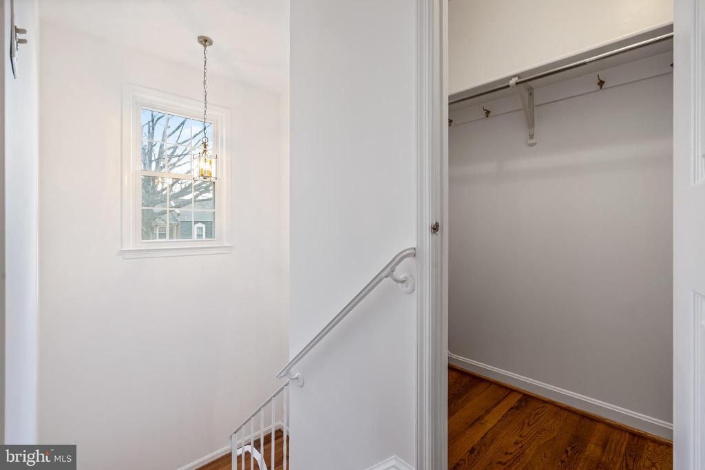 5264 BRADGEN COURT