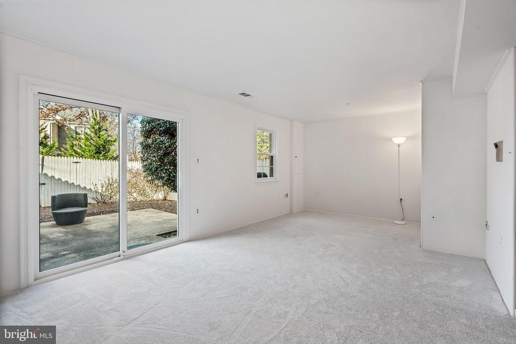 5264 BRADGEN COURT