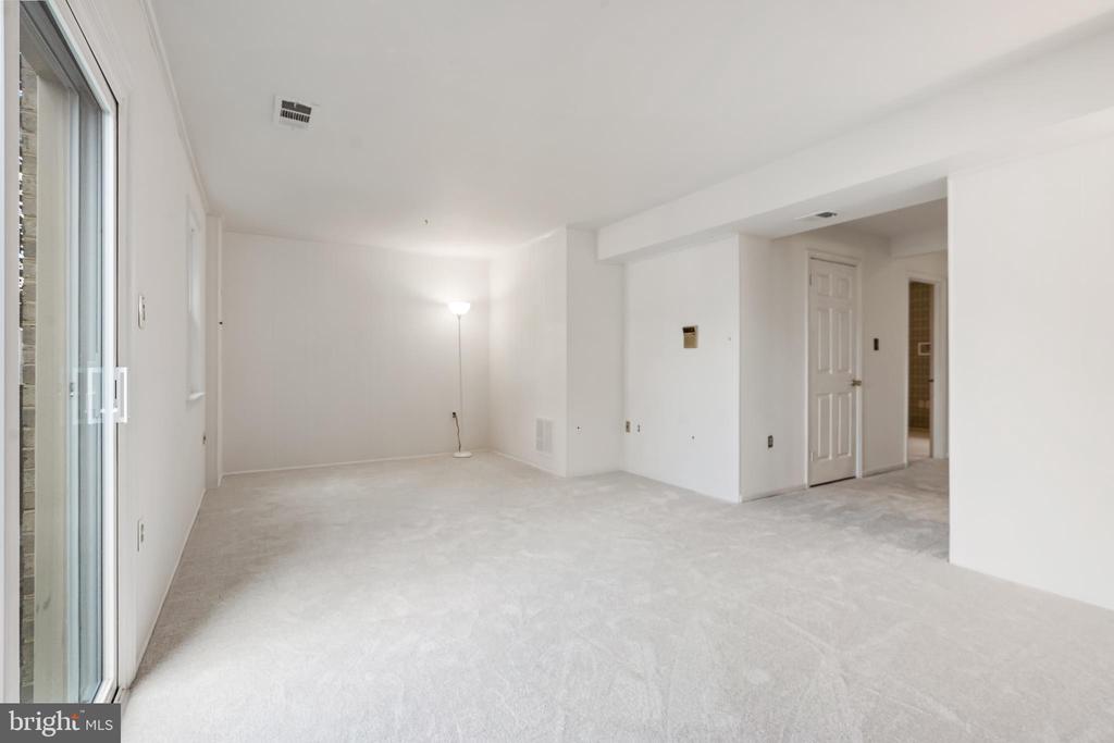 5264 BRADGEN COURT