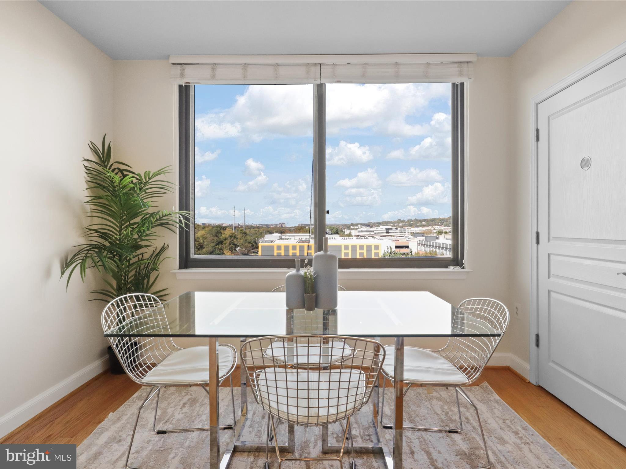 2451 MIDTOWN AVENUE 921