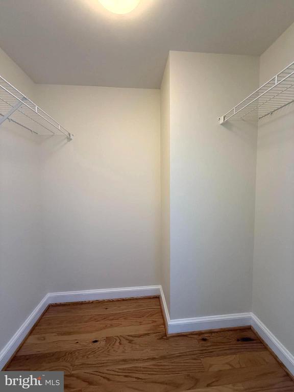 2451 MIDTOWN AVENUE 921