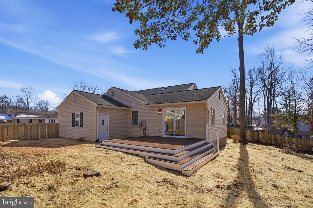 9077 BROOK FORD ROAD