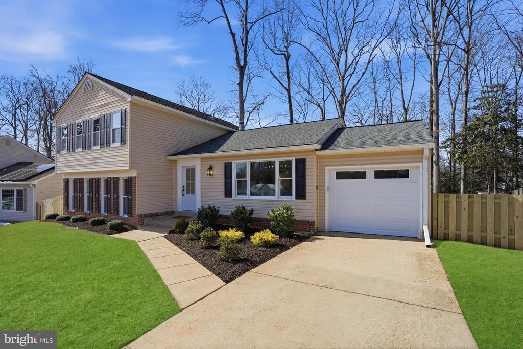 9077 BROOK FORD ROAD