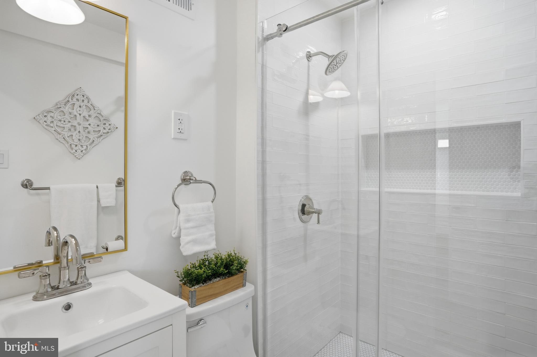 9077 BROOK FORD ROAD