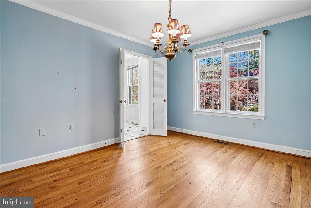 6315 OLDE TOWNE COURT