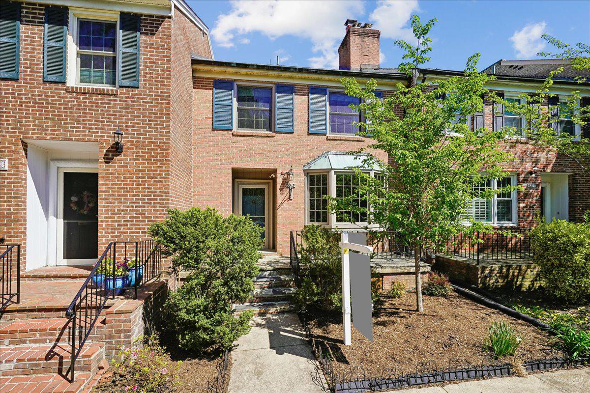 6315 OLDE TOWNE COURT