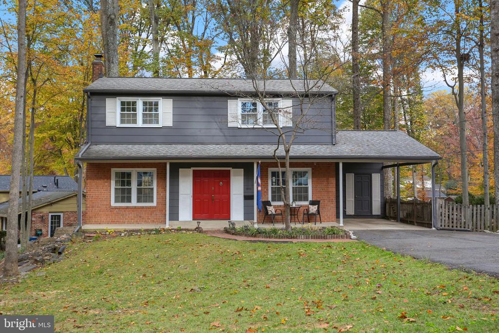 4848 RED FOX DRIVE
