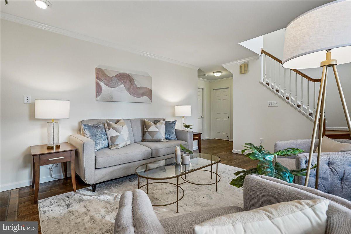 6215 EDISON DRIVE