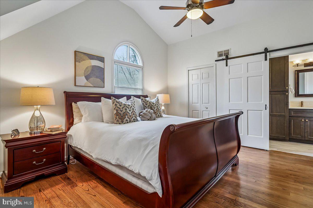 6215 EDISON DRIVE