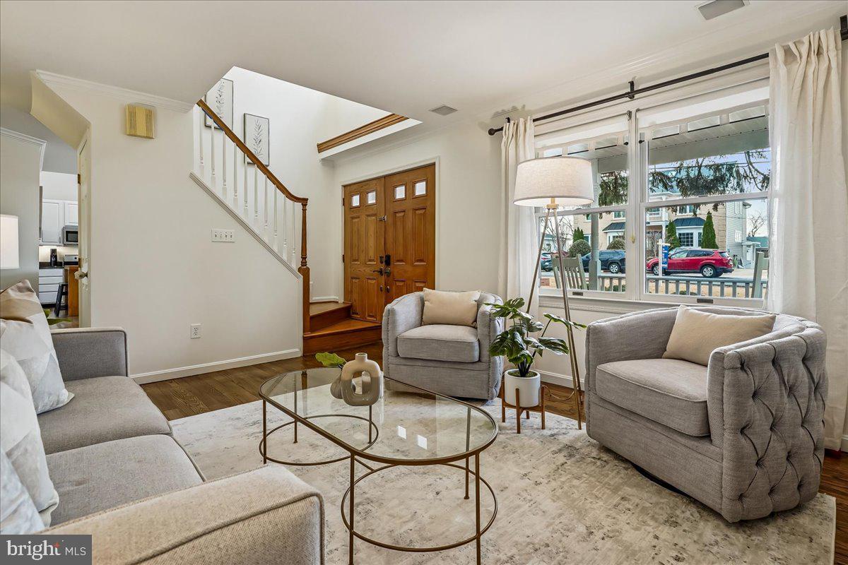 6215 EDISON DRIVE