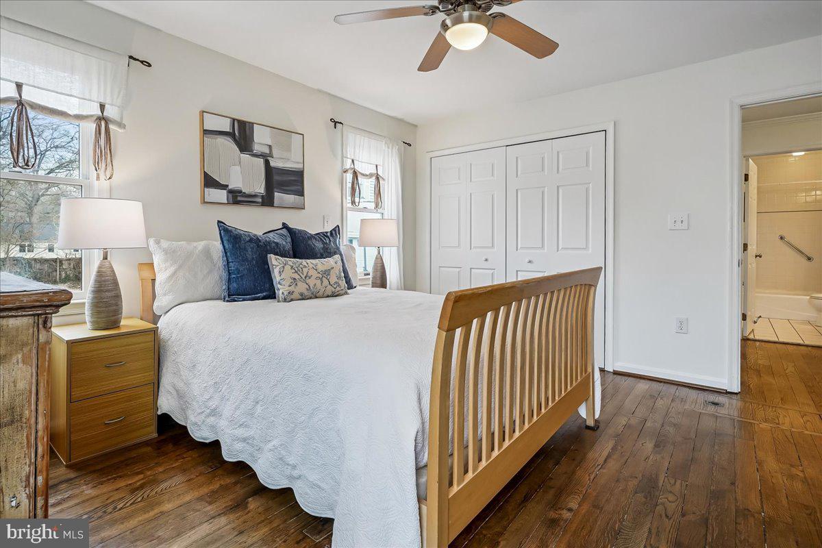 6215 EDISON DRIVE