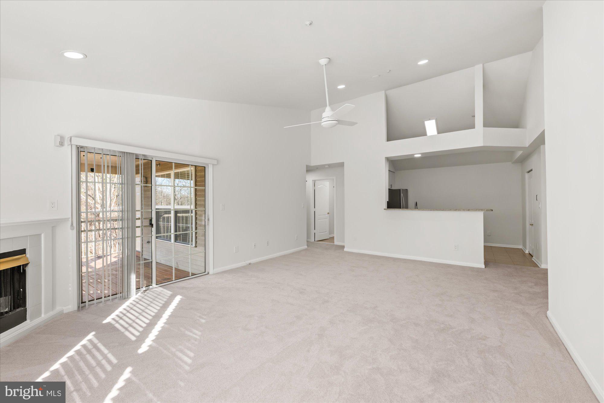 6613 NETTIES LANE N N