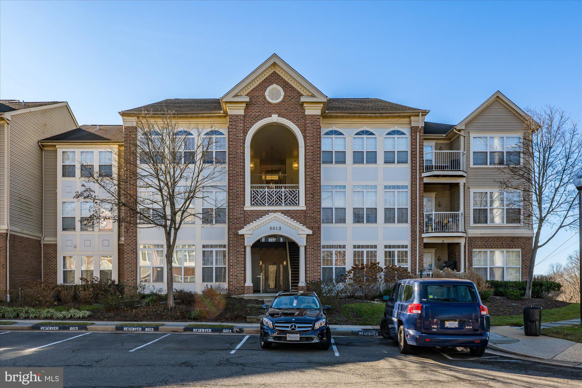 6613 NETTIES LANE N N