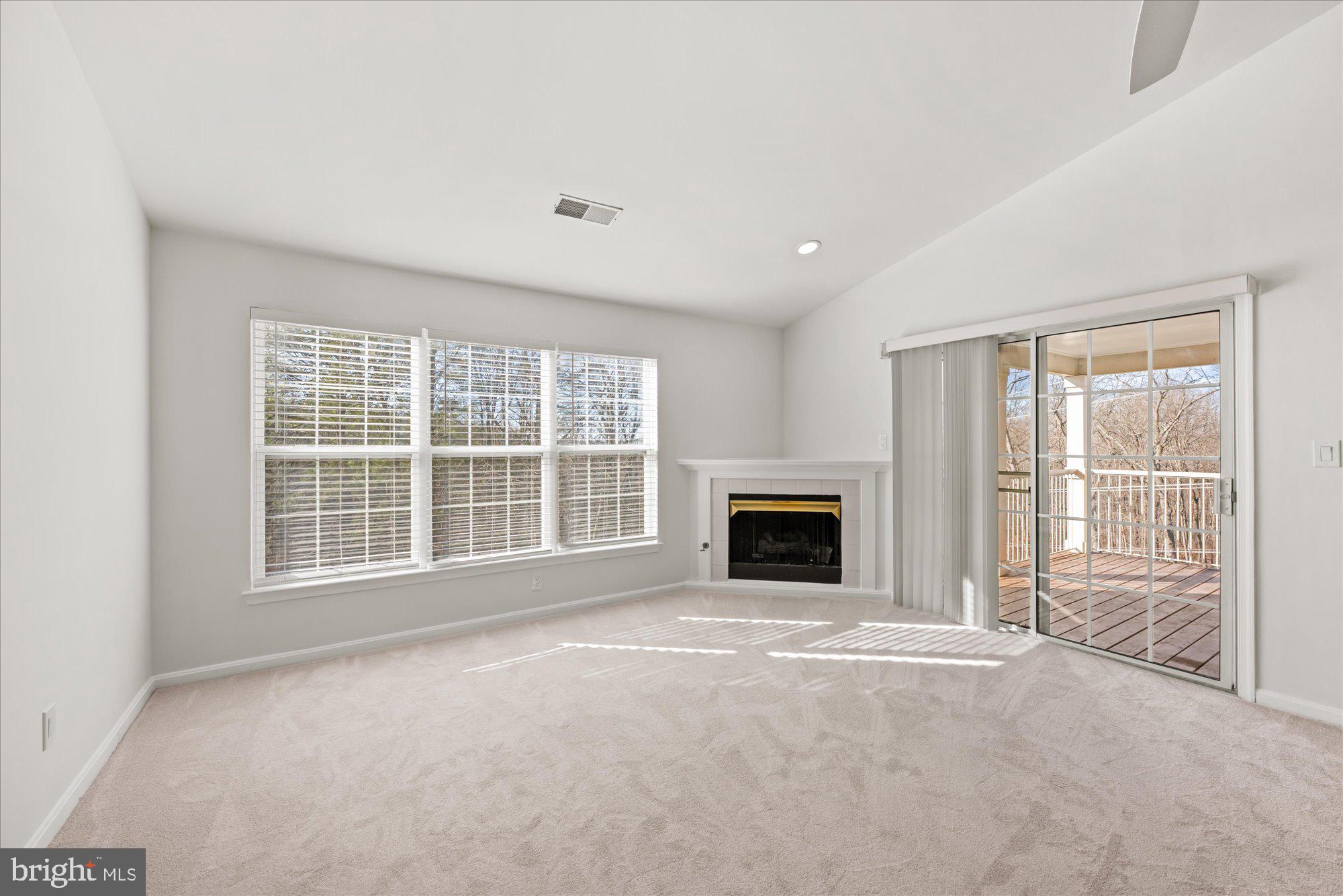 6613 NETTIES LANE N N