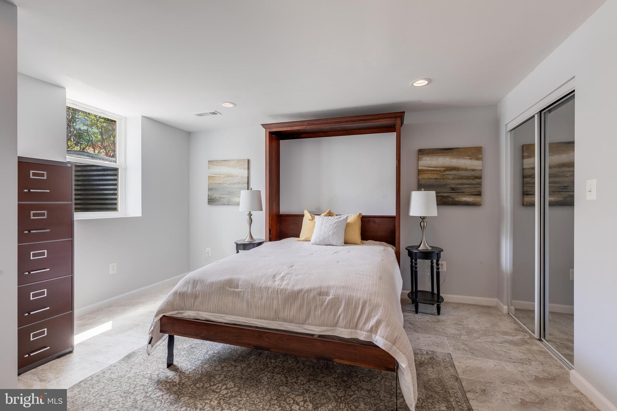 8051 OAK HOLLOW LANE