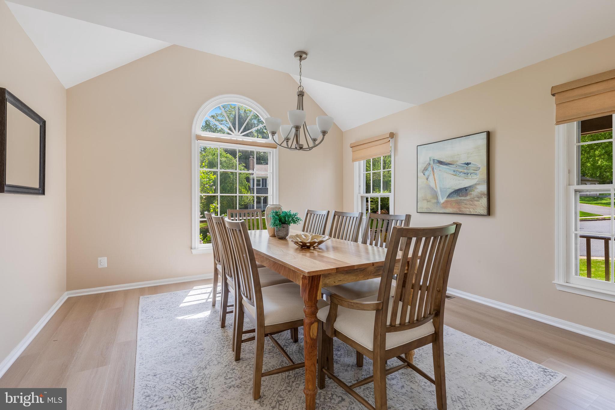 8051 OAK HOLLOW LANE