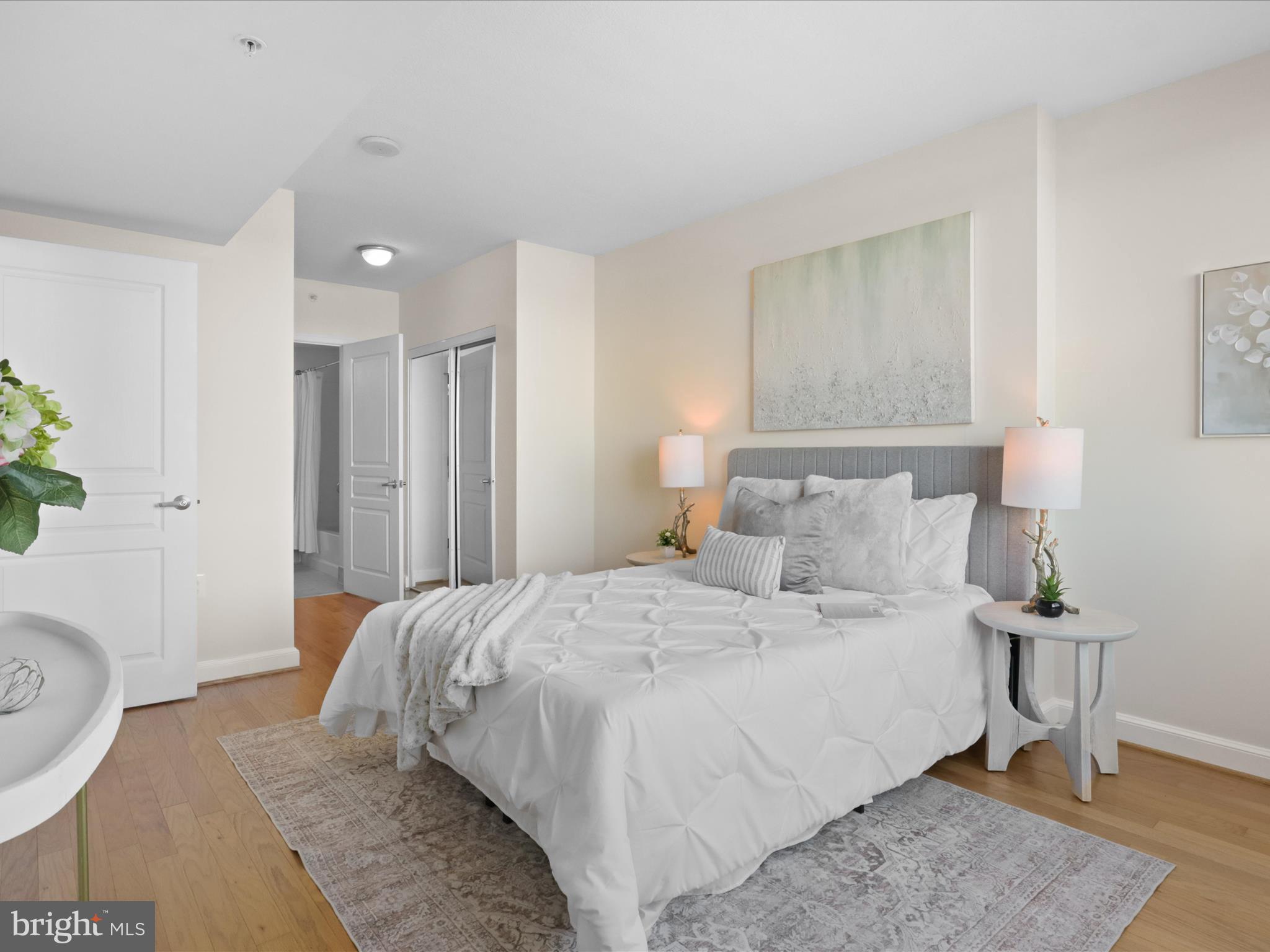 2451 MIDTOWN AVENUE 921