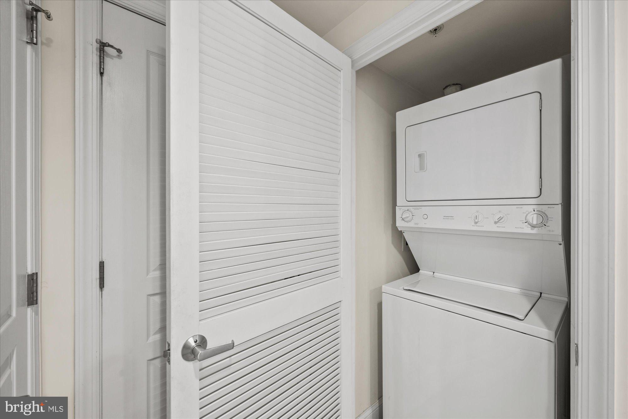 2451 MIDTOWN AVENUE 724